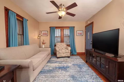 824 20th Ave, Moline, IL 61265 photo 5