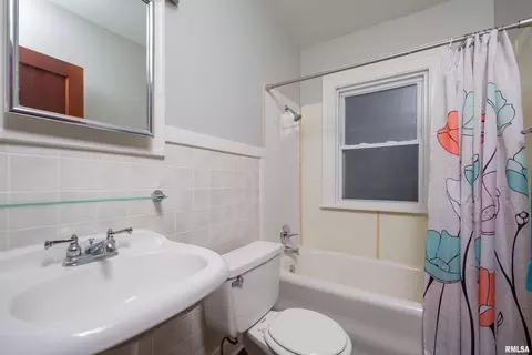 824 20th Ave, Moline, IL 61265 photo 18