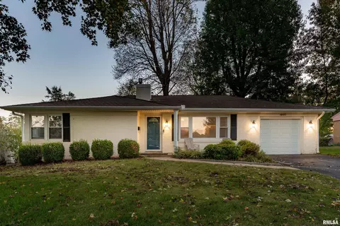 1607 Turnage Ln, Marion, IL 62959