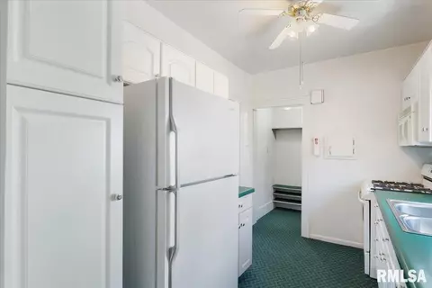 2415 5th St, Moline, IL 61265 photo 24