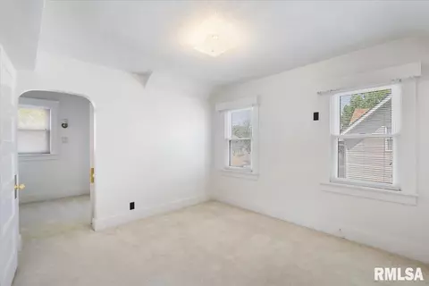 2415 5th St, Moline, IL 61265 photo 28