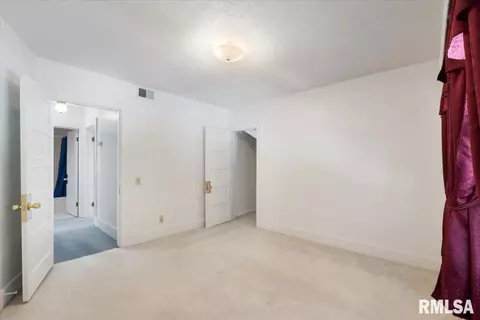 2415 5th St, Moline, IL 61265 photo 34