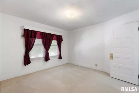 2415 5th St, Moline, IL 61265 photo 33