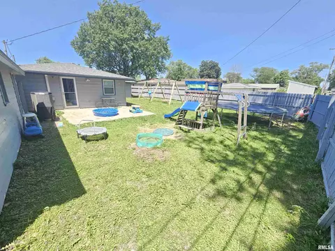 2409 9th St, Silvis, IL 61282 photo 21