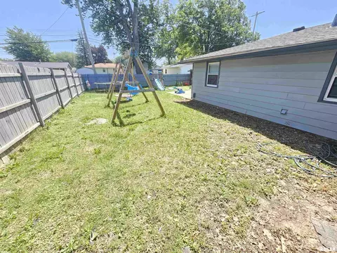 2409 9th St, Silvis, IL 61282 photo 23