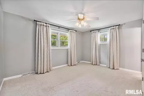 5315 34th Ave, Moline, IL 61265 photo 24