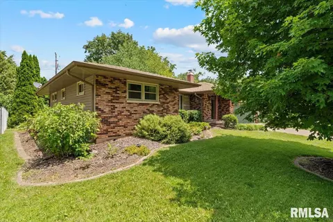 5315 34th Ave, Moline, IL 61265 photo 2