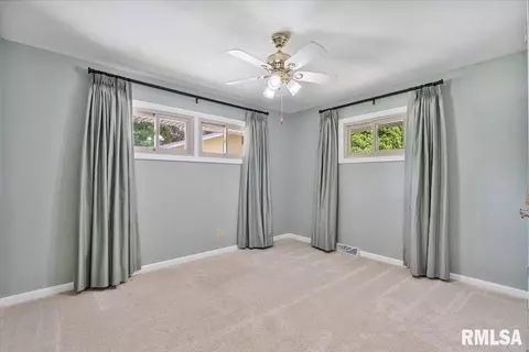 5315 34th Ave, Moline, IL 61265 photo 28