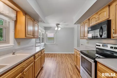 5315 34th Ave, Moline, IL 61265 photo 21