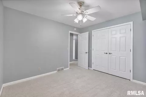 5315 34th Ave, Moline, IL 61265 photo 31