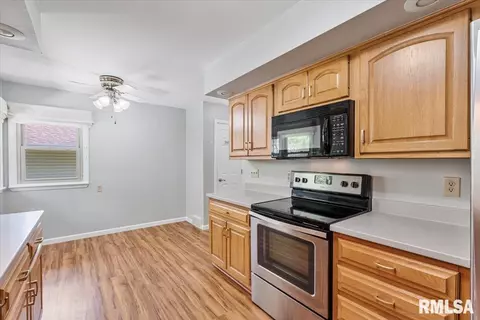 5315 34th Ave, Moline, IL 61265 photo 20