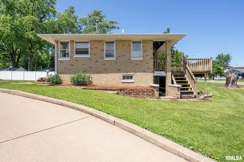 2423 45th St, Moline, IL 61265 photo 29