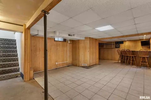 2423 45th St, Moline, IL 61265 photo 15