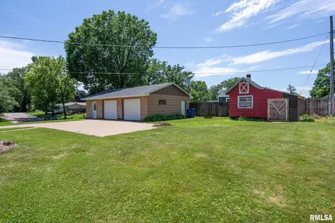 2423 45th St, Moline, IL 61265 photo 26