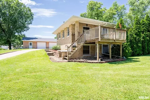 2423 45th St, Moline, IL 61265 photo 32