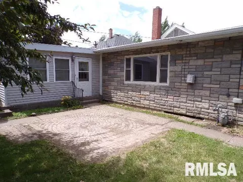 405 3rd St, Moline, IL 61265 photo 20