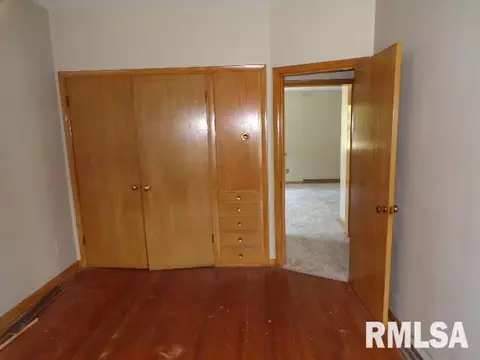 405 3rd St, Moline, IL 61265 photo 19