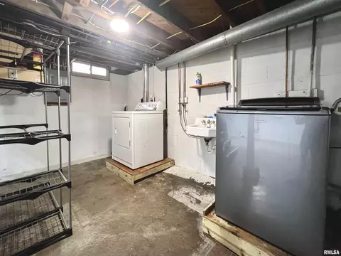 1130 53rd St, Moline, IL 61265 photo 15