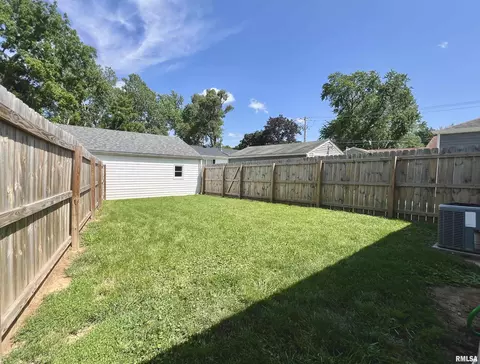 1130 53rd St, Moline, IL 61265 photo 17