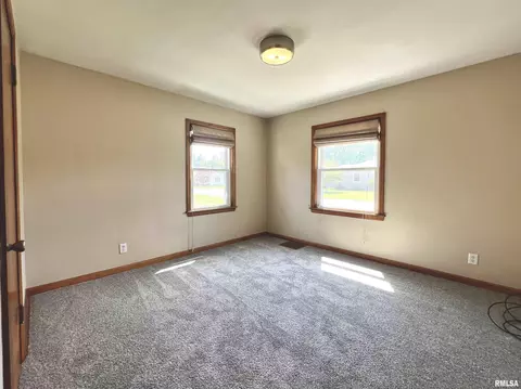 1130 53rd St, Moline, IL 61265 photo 6