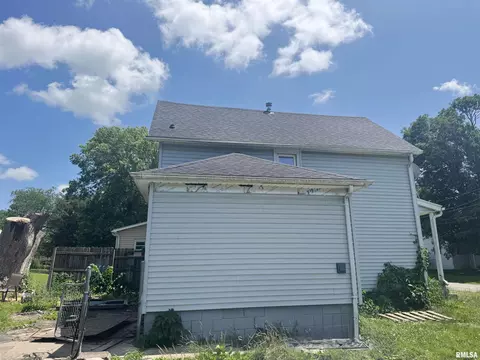 846 Pine St, Kewanee, IL 61443 photo 3