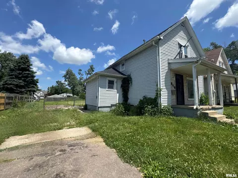 846 Pine St, Kewanee, IL 61443 photo 2