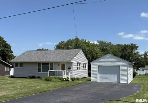 542 Edwards St, Kewanee, IL 61443 photo 2