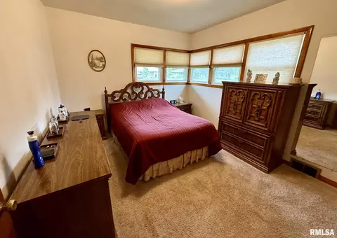 542 Edwards St, Kewanee, IL 61443 photo 15