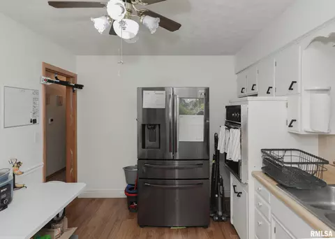 1403 5th Ave, Silvis, IL 61282 photo 9