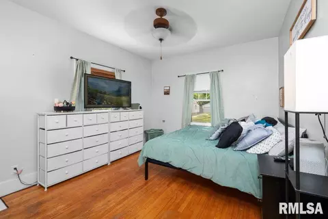 1620 24th St, Moline, IL 61265 photo 13
