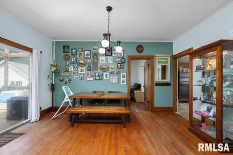 1620 24th St, Moline, IL 61265 photo 6