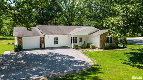 4182 Baptist Camp Rd, Carterville, IL 62918
