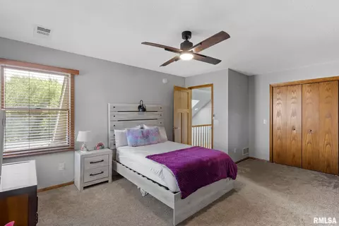79 Park View Dr, Eldridge, IA 52748 photo 32