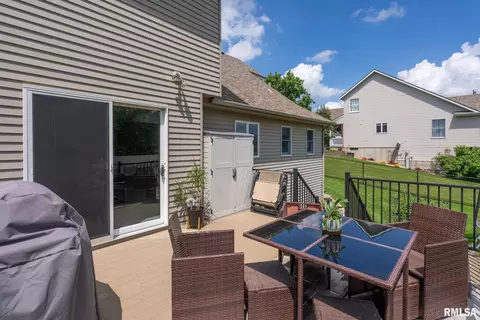 79 Park View Dr, Eldridge, IA 52748 photo 45