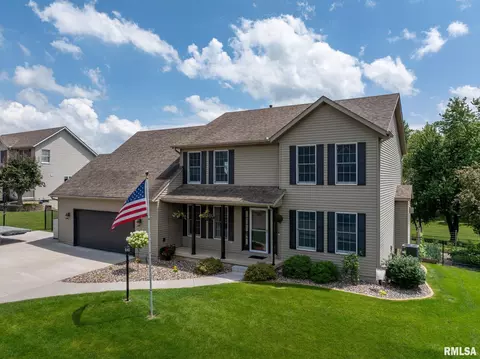 79 Park View Dr, Eldridge, IA 52748 photo 2
