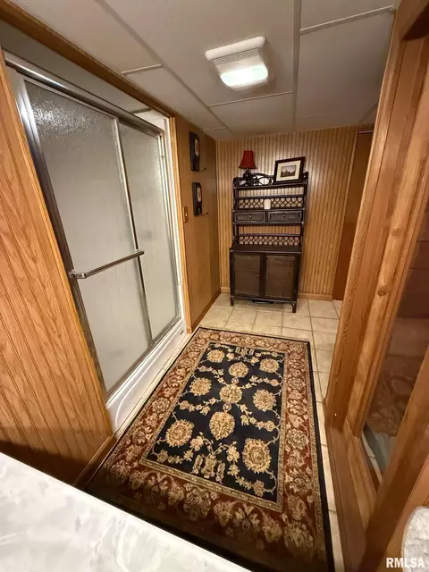 305 W Main St, Carmi, IL 62821 photo 46