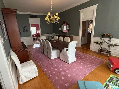 305 W Main St, Carmi, IL 62821 photo 16