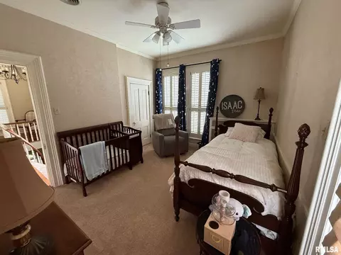 305 W Main St, Carmi, IL 62821 photo 36
