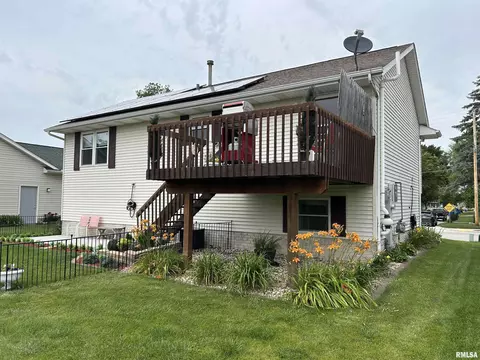 1122 17th Ave, Silvis, IL 61282 photo 9