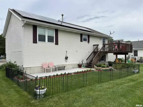1122 17th Ave, Silvis, IL 61282 photo 6