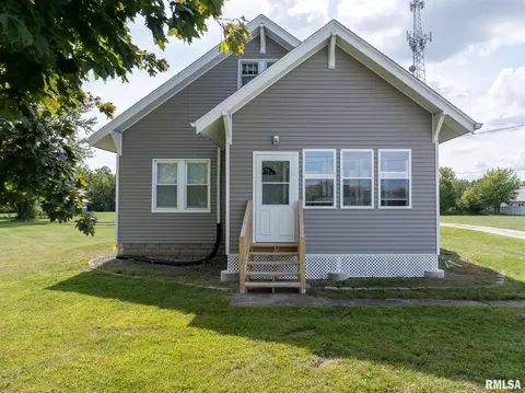 1402 Avenue Of The Cities, Silvis, IL 61282