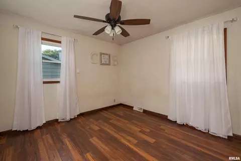 1617 13th St, Silvis, IL 61282 photo 12