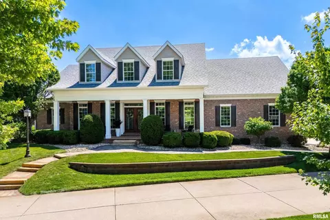 19257 252nd Ave, Bettendorf, IA 52722