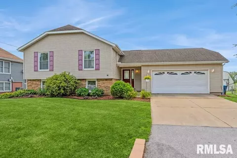 4364 4th Ave, East Moline, IL 61244