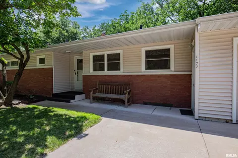 1173 34th St, Moline, IL 61265 photo 5