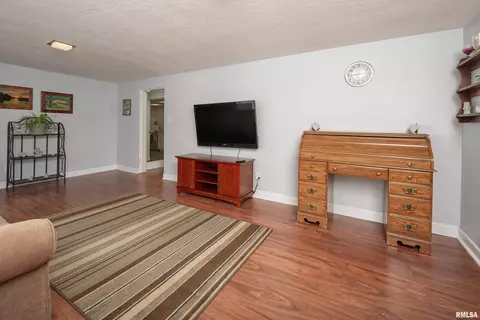 1173 34th St, Moline, IL 61265 photo 28
