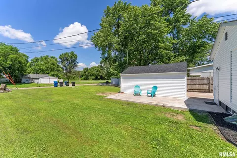 209 45th St, Moline, IL 61265 photo 19