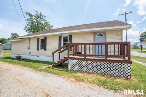 606 S Mulkey St, Christopher, IL 62822 photo 4