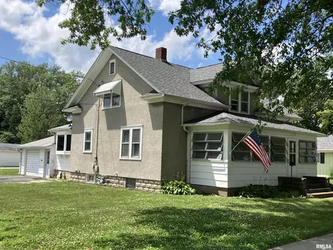 114 S State St, Annawan, IL 61234