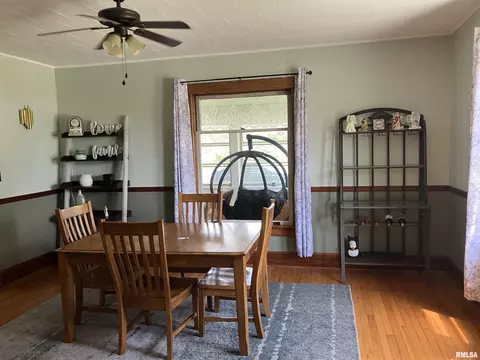 114 S State St, Annawan, IL 61234 photo 11
